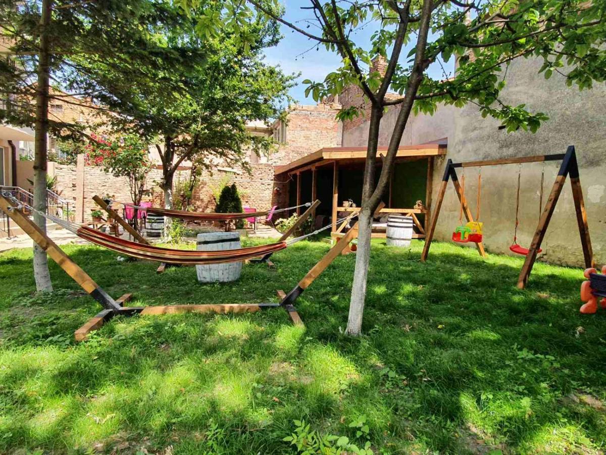House With Garden Hotel Pomorie Exterior foto