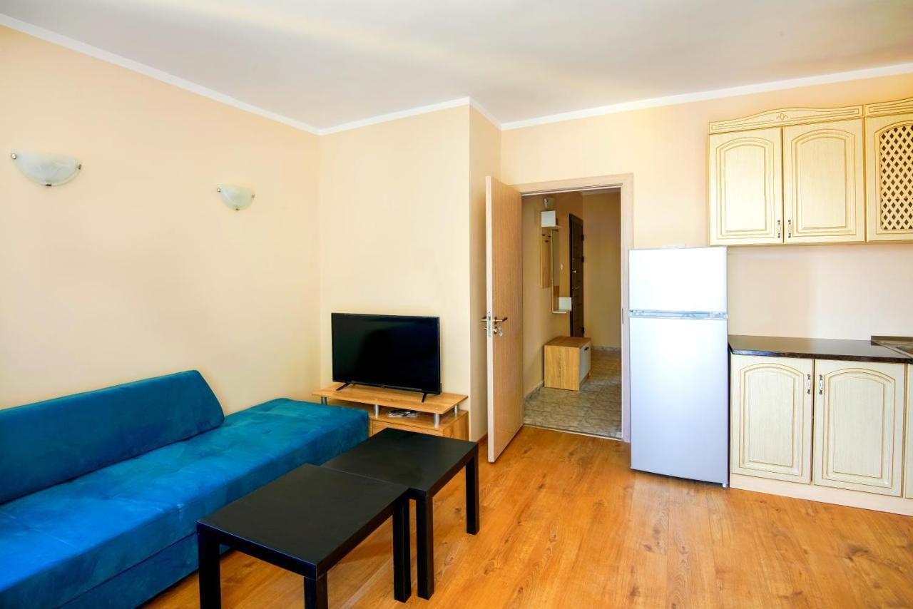 House With Garden Hotel Pomorie Exterior foto