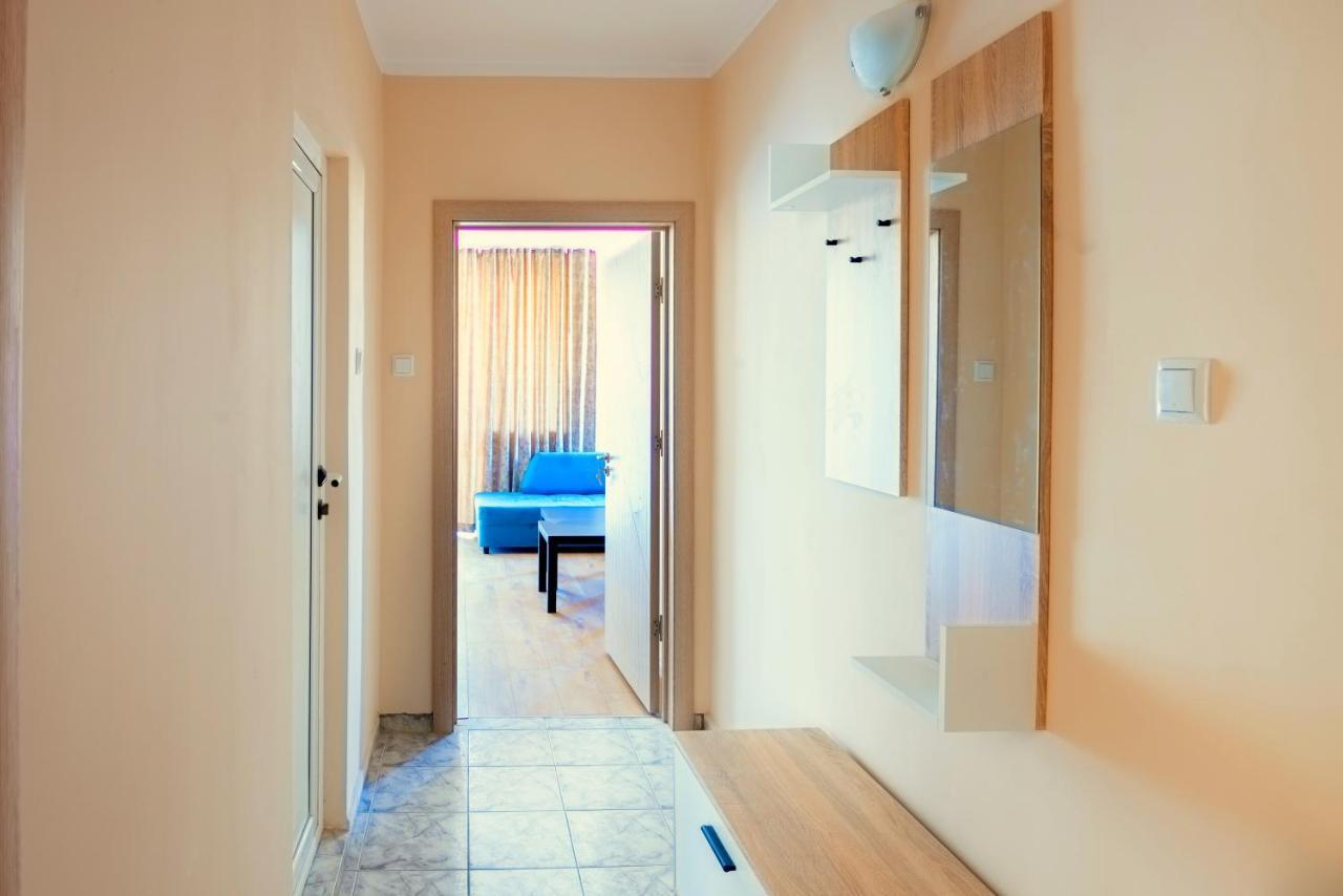 House With Garden Hotel Pomorie Exterior foto