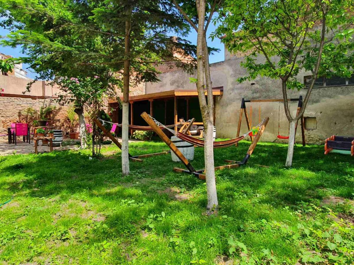 House With Garden Hotel Pomorie Exterior foto